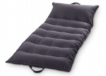 פוף מזרון איכותי צף בבריכה, עמיד לתנאי חוץ, מיוצר בישראל, דגם לגונה בגוון אפור כהה פוף מזרון איכותי צף בבריכה, עמיד לתנאי חוץ, מיוצר בישראל, דגם לגונה בגוון אפור כהה