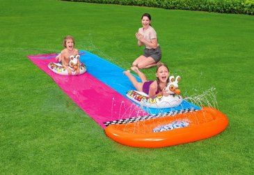 מגלשת מים מתנפחת/גליץ' גלאץ'/משטח החלקה רטוב דו מסלולי BESTWAY כולל 2 גלשנים מתנפחים, סדרת H2OGo! דגם 52320 מגלשת מים מתנפחת/גליץ' גלאץ'/משטח החלקה רטוב דו מסלולי BESTWAY כולל 2 גלשנים מתנפחים, סדרת H2OGo! דגם 52320