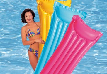 מזרון מתנפח צף INTEX במגוון צבעים כולל כרית ראש מובנית, דגם 59703 מזרון מתנפח צף INTEX במגוון צבעים כולל כרית ראש מובנית, דגם 59703